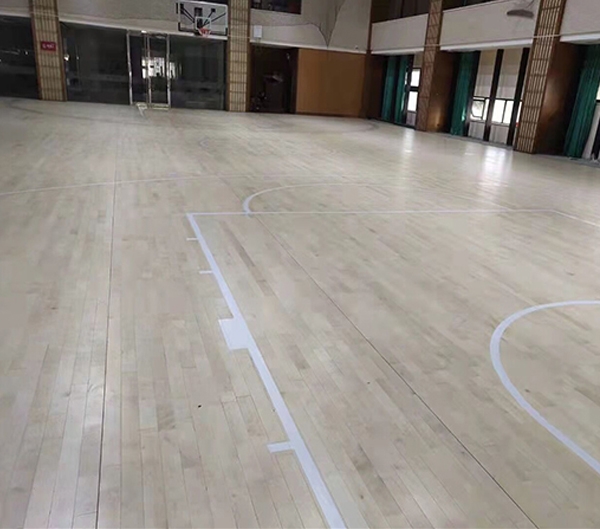 雞西市騰飛中學籃球館